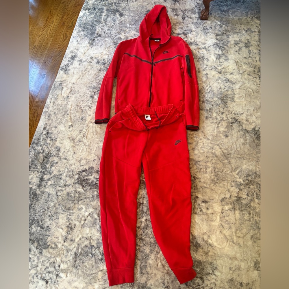NIKE red sweat two piece set